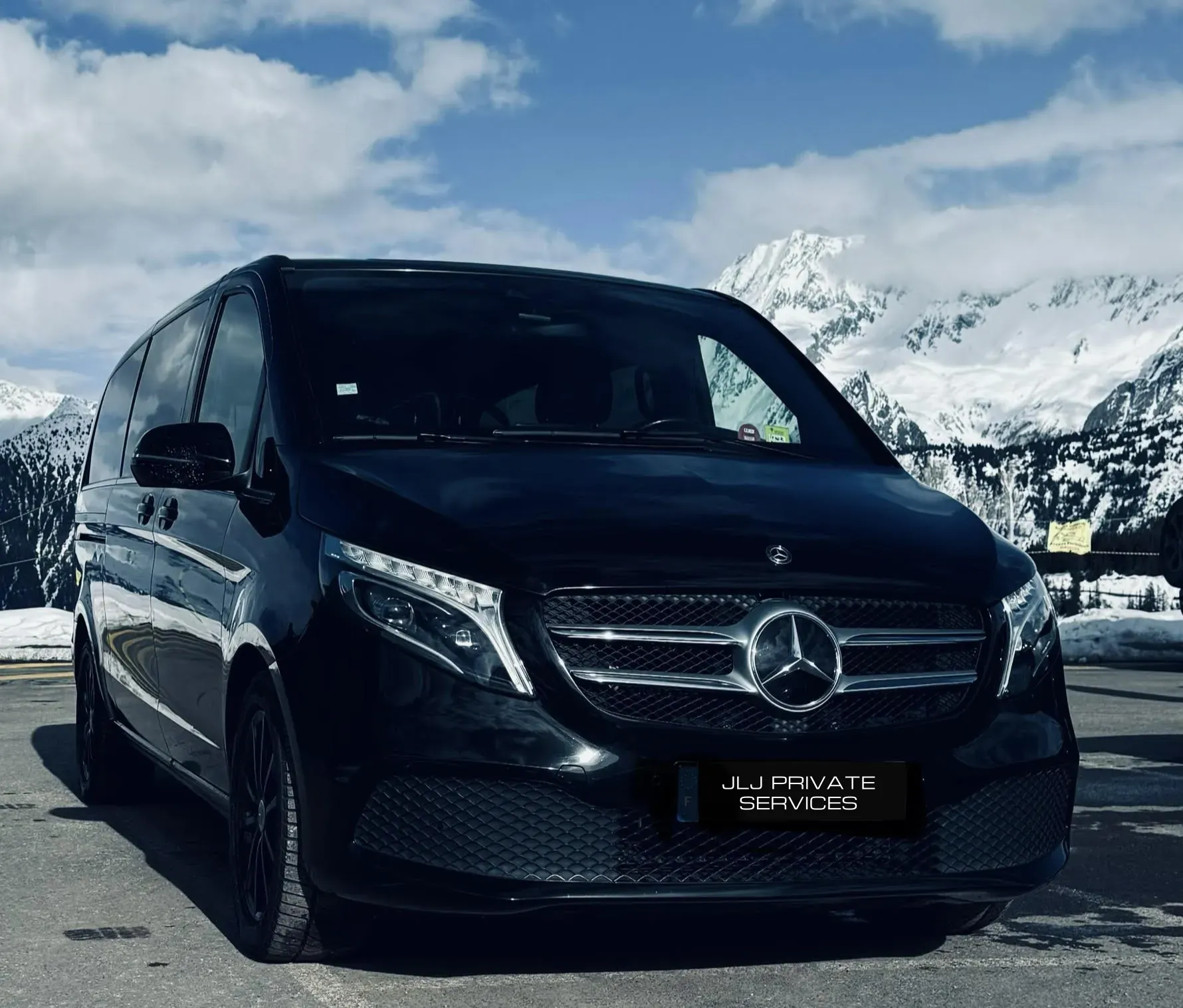 Chauffeur privé van station de ski